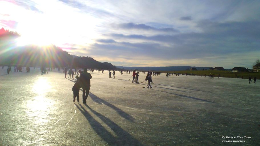 Lac des Taillères 3 Chalet du Haut-Doubs _ gite-pontarlier.fr _ Lac des Taillères 3