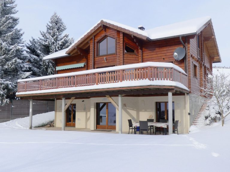 Chalet du Haut-Doubs _ gite-pontarlier.fr _ Chalet en Hiver