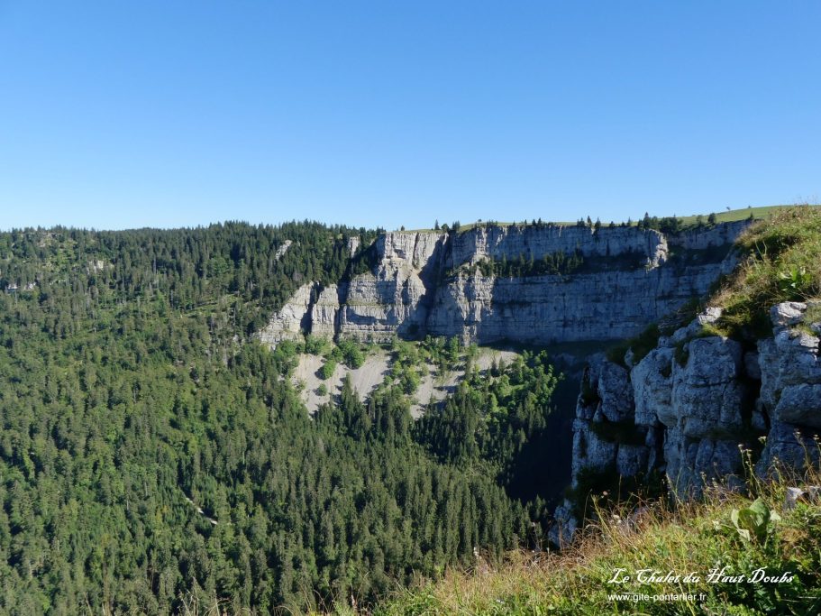 Creux du Van 4 Chalet du Haut-Doubs _ gite-pontarlier.fr _ Creux du Van 4