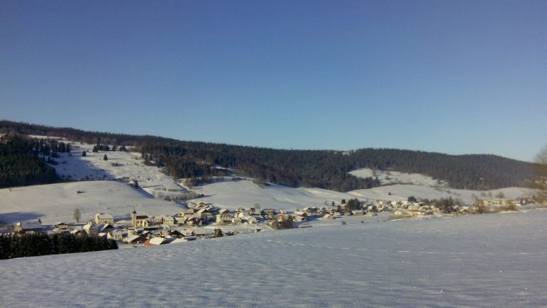 Chalet du Haut-Doubs _ gite-pontarlier.fr _ Village Verrieres de Joux _ Neige