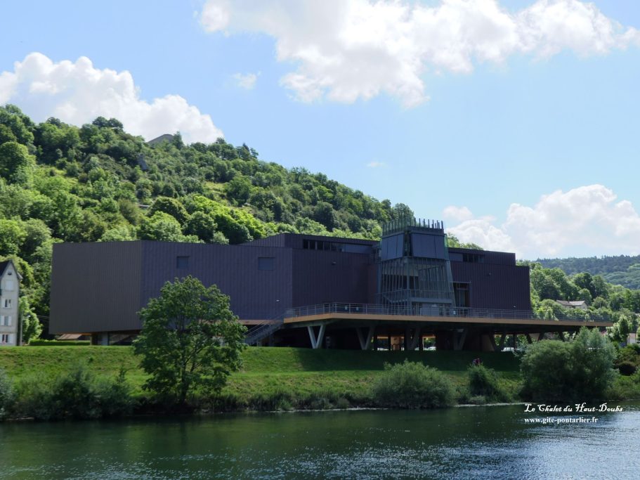 Besancon 1 Chalet du Haut-Doubs _ gite-pontarlier.fr _ Besancon 1