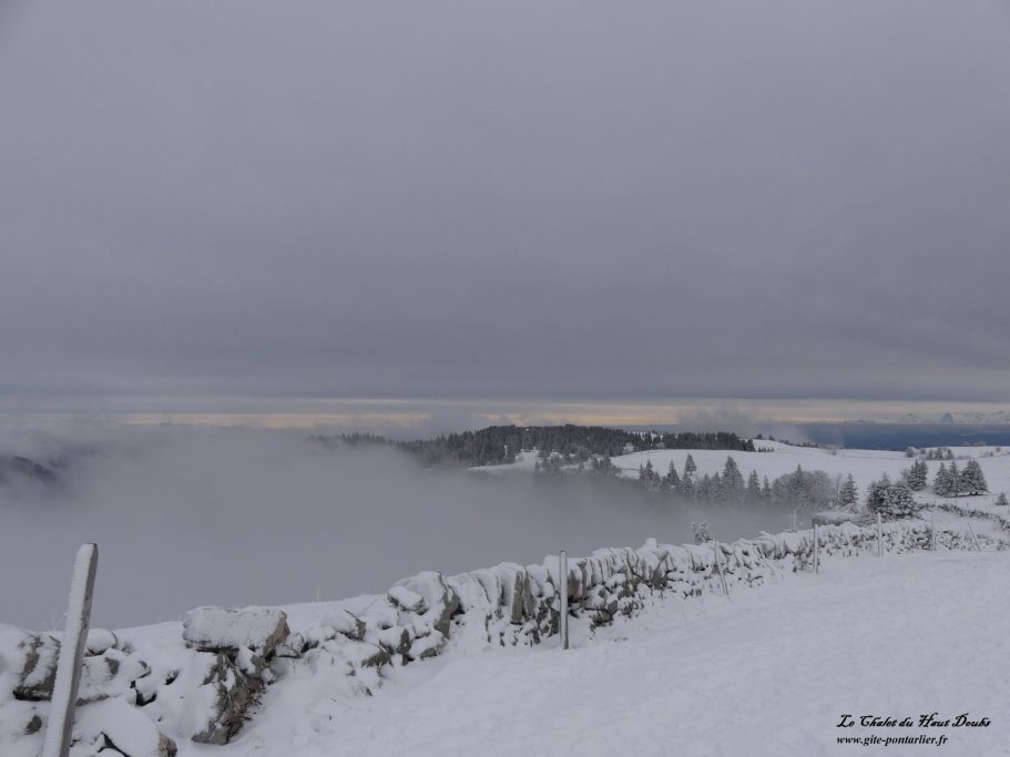 Creux du Van en hiver 1 Chalet du Haut-Doubs _ gite-pontarlier.fr _ Creux du Van en hiver 1